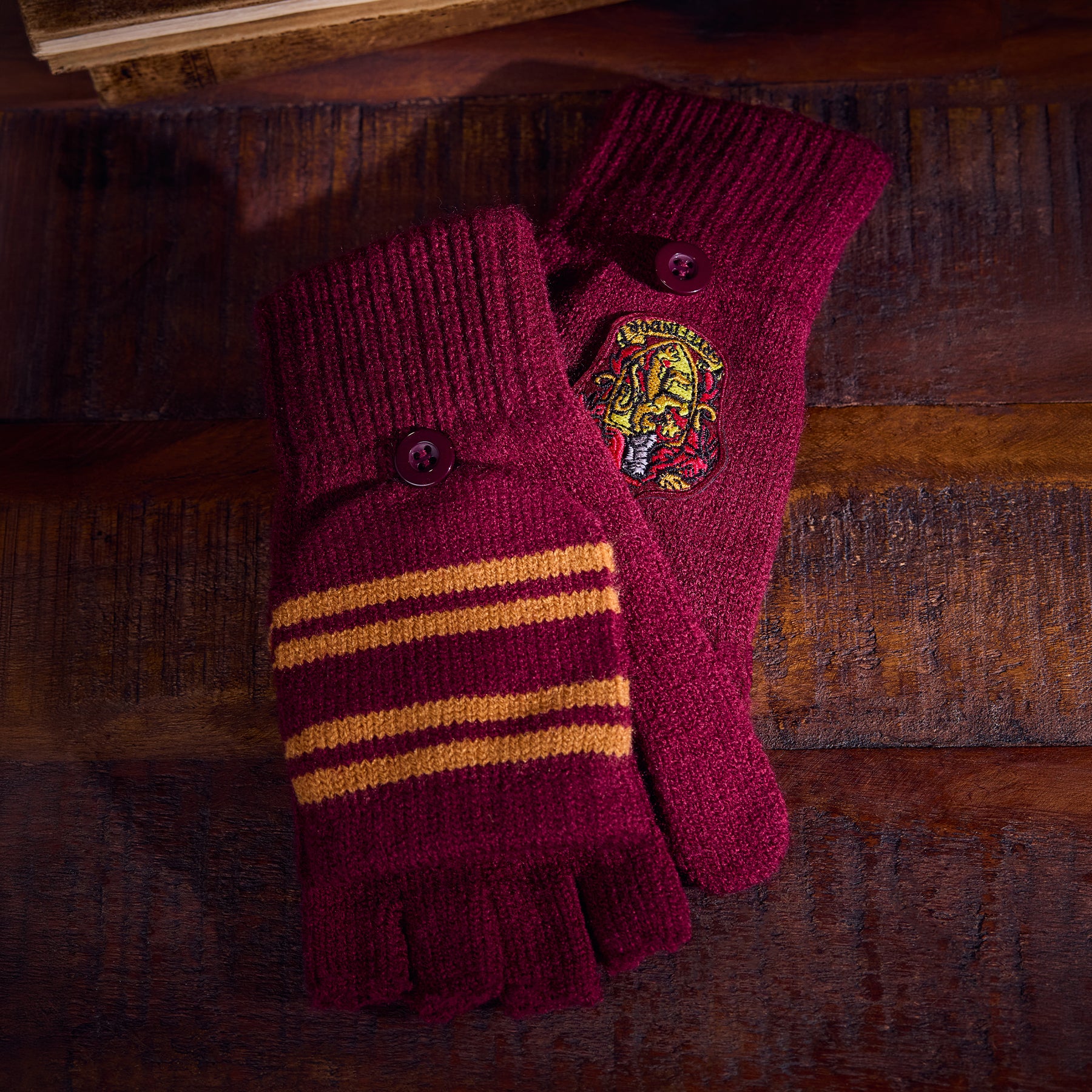 Gryffindor Mini Gift Trunk - Image 4