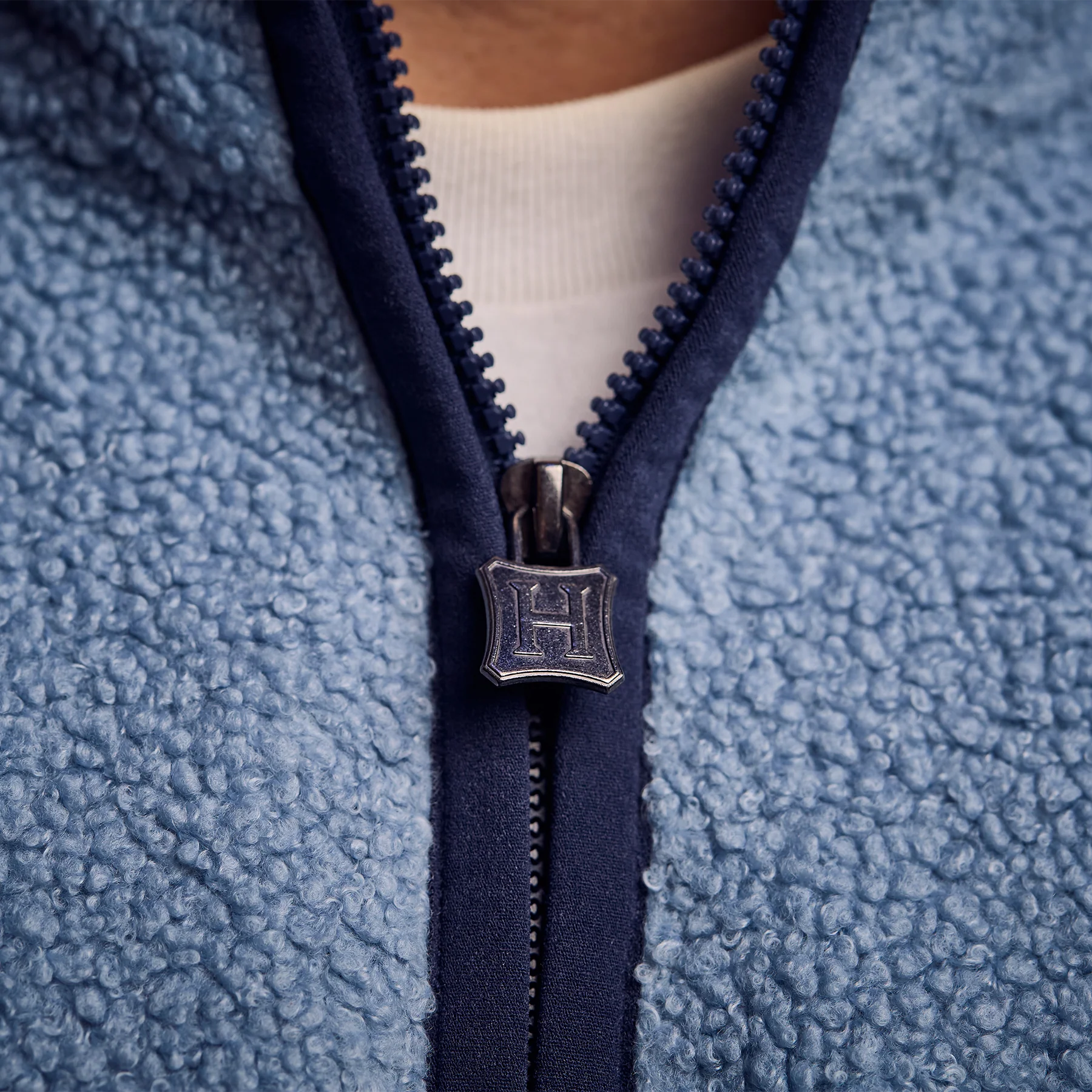 Hogwarts Crest Fleece Sweatshirt - Image 2