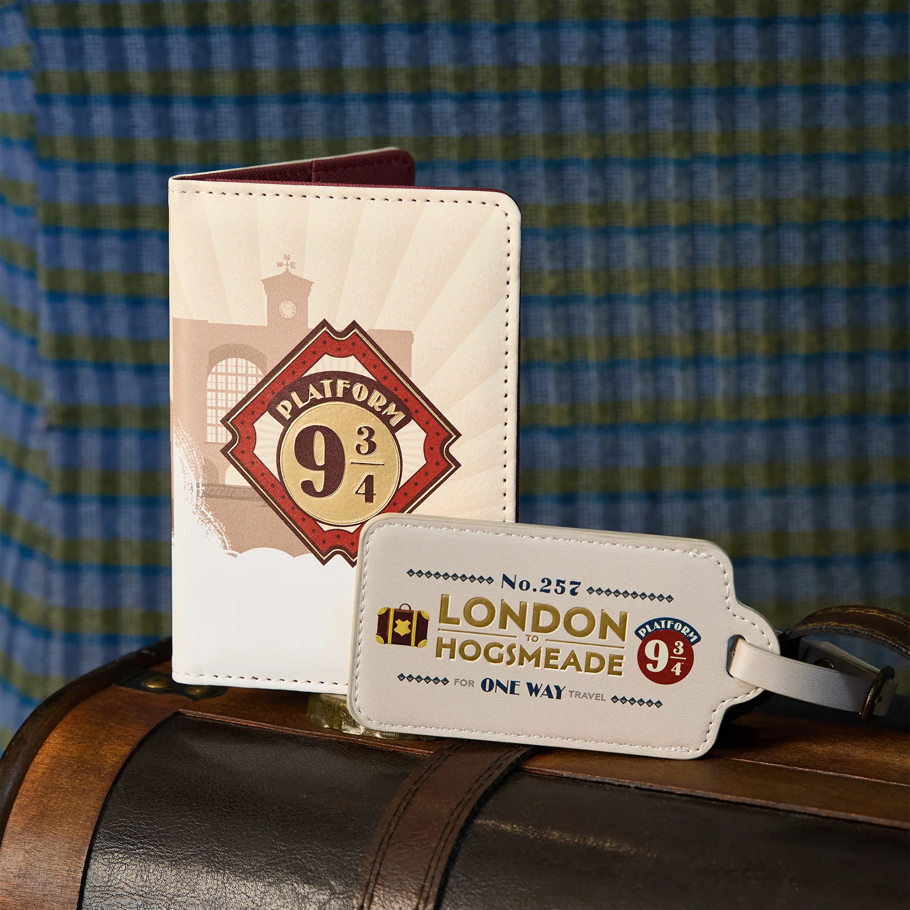 London to Hogwarts Passport Holder - Image 5