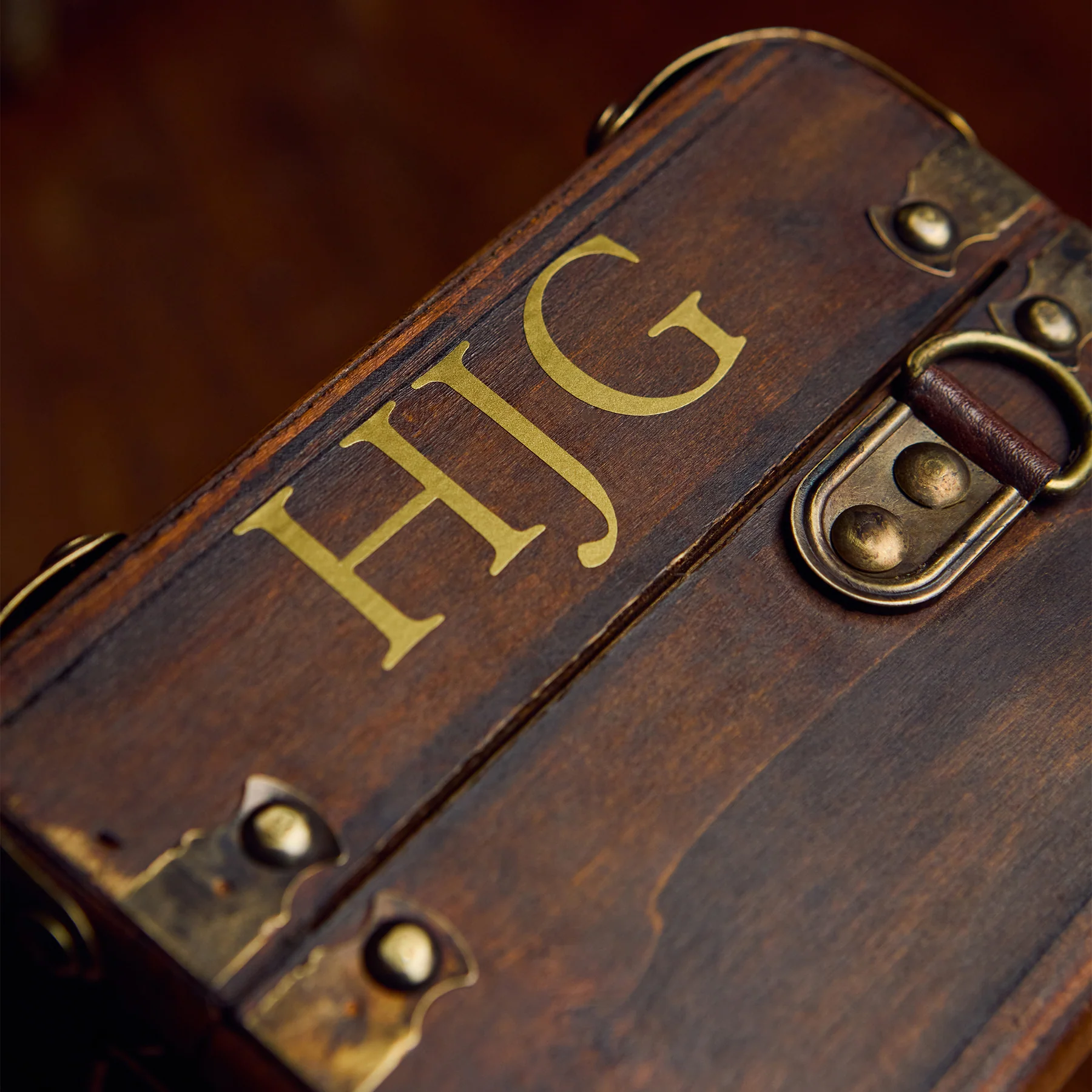 Mini Hogwarts School Trunk Replica - Image 10
