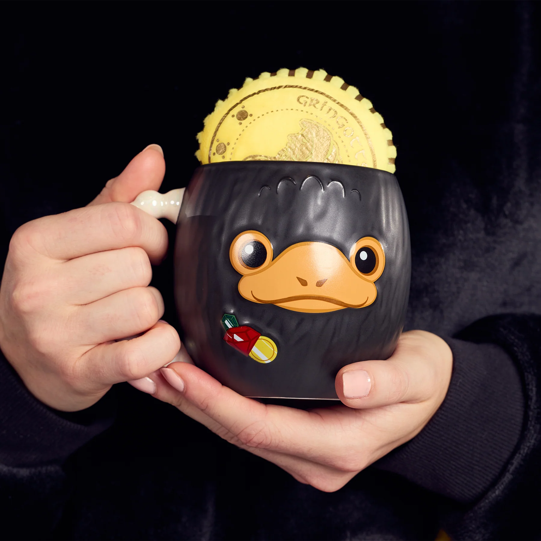 Niffler Cosy Mug & Plush Gift Set - Image 5