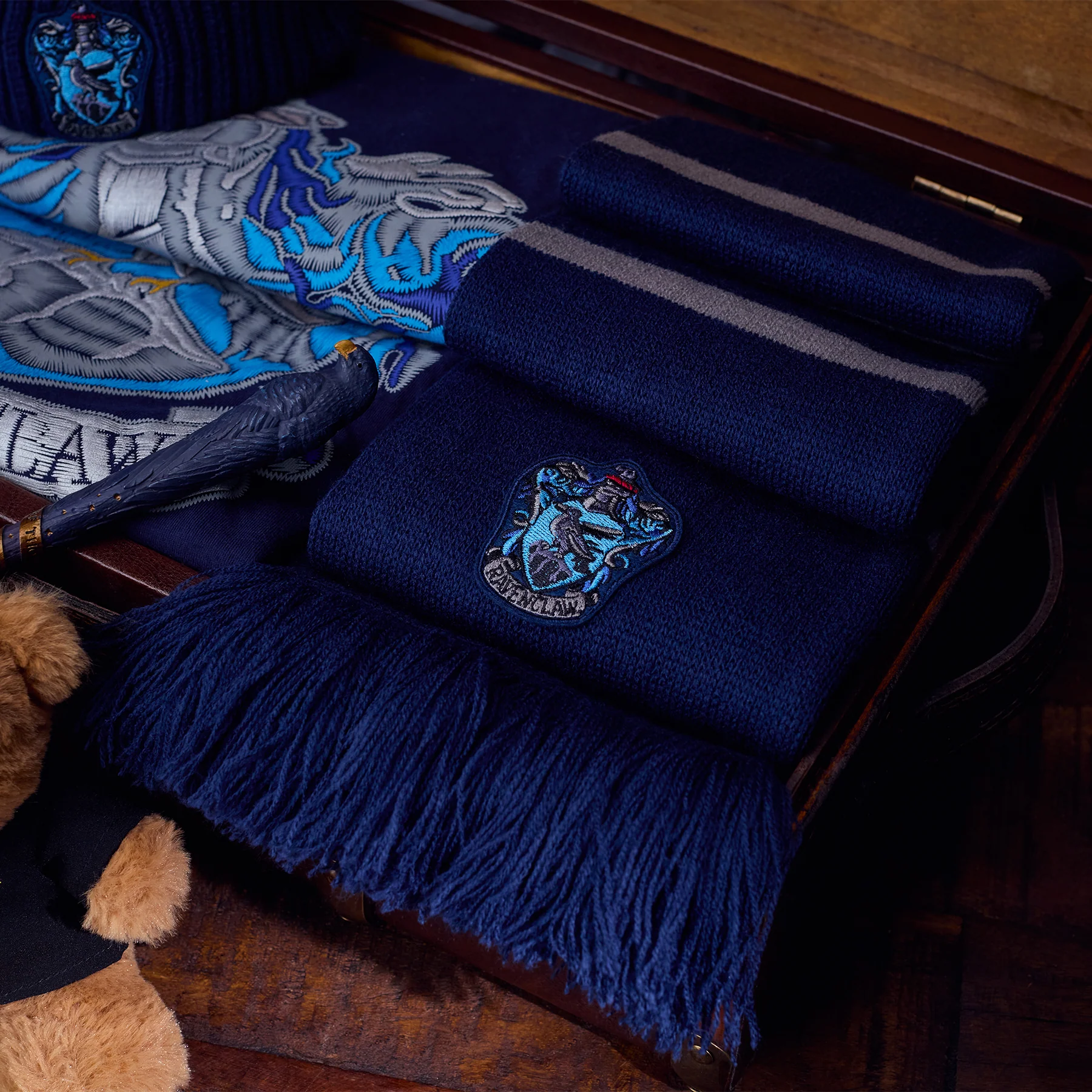 Ravenclaw Gift Trunk - Image 5