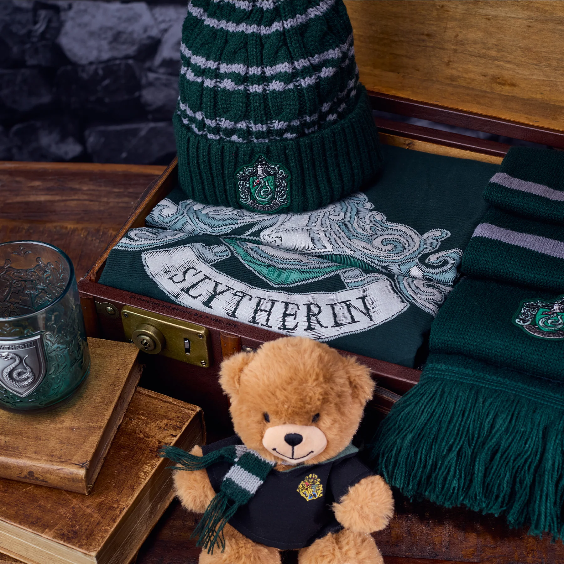 Slytherin Gift Trunk - Image 3